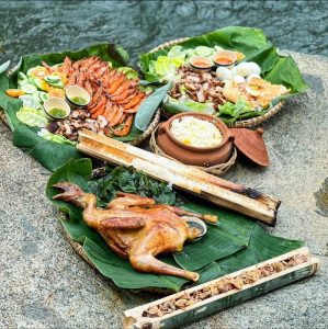 ăn gà nướng bên bờ suối khánh sơn