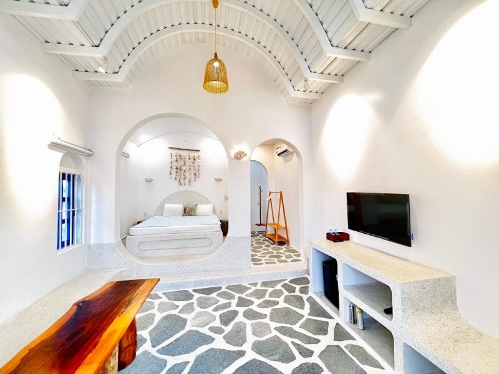 phòng honey moon ở santorini villa cam ranh