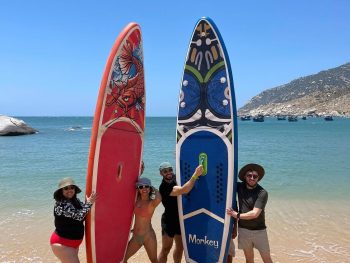 chèo sup tại bãi tràng mũi dinh khánh hòa