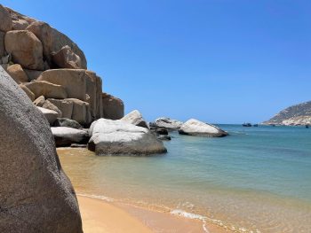 bãi tràng mũi dinh một bãi tắm đẹp nhất mũi dinh