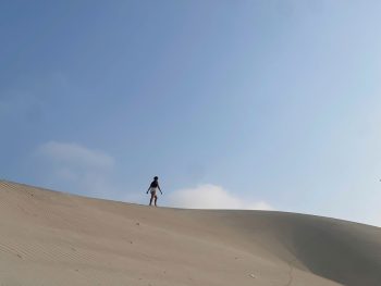 check in đồi cát trắng có trong tour thuyền cam ranh