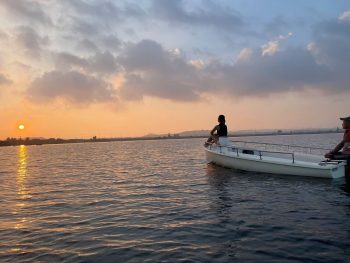 ngắm bình minh gần sân bay cam ranh