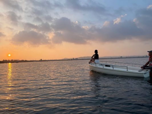 ngắm bình minh gần sân bay cam ranh